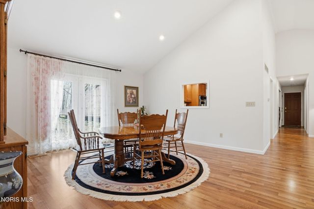 5786 Township Road 243, Findlay, OH 45840