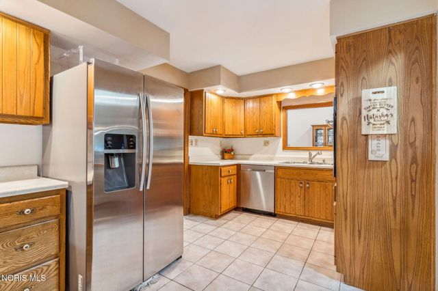 5786 Township Road 243, Findlay, OH 45840