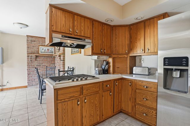 5786 Township Road 243, Findlay, OH 45840