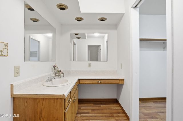 5786 Township Road 243, Findlay, OH 45840