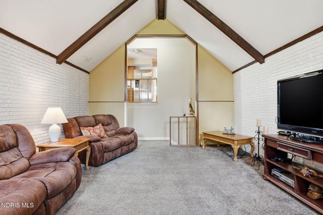 5786 Township Road 243, Findlay, OH 45840