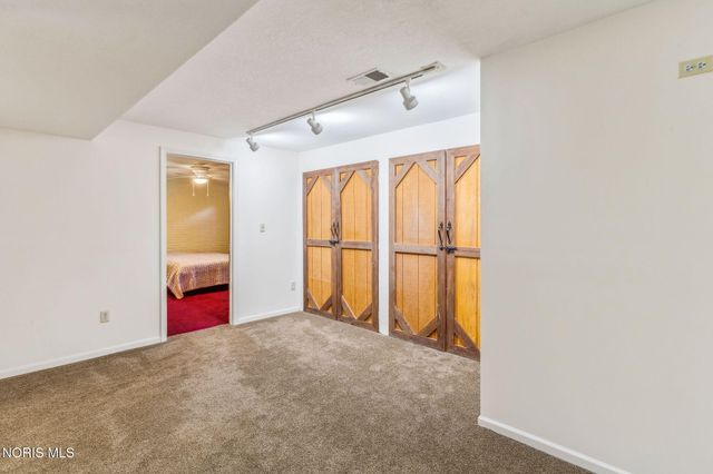 5786 Township Road 243, Findlay, OH 45840