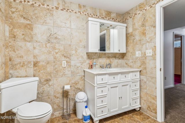 5786 Township Road 243, Findlay, OH 45840