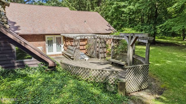 5786 Township Road 243, Findlay, OH 45840