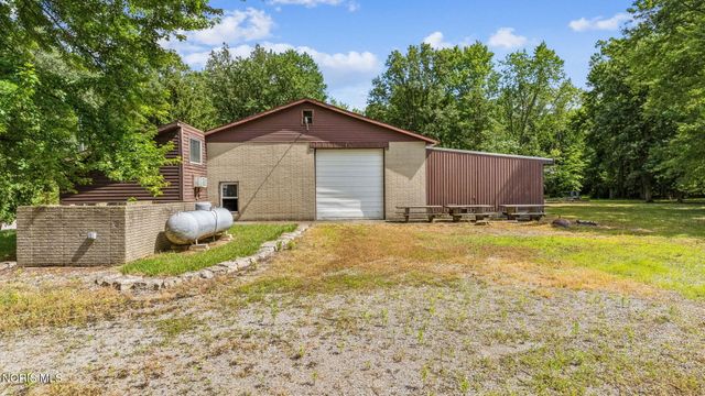 5786 Township Road 243, Findlay, OH 45840