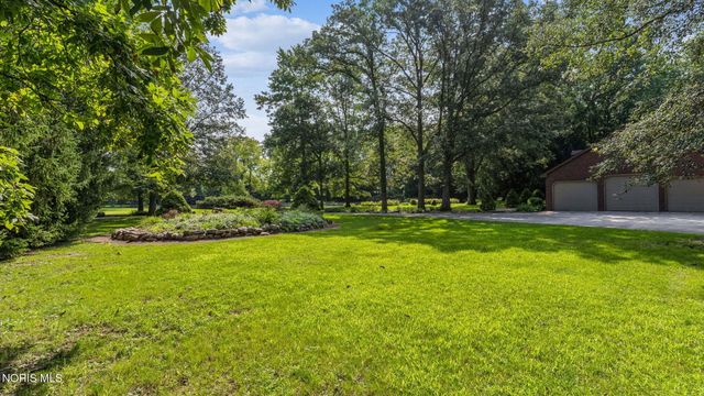 5786 Township Road 243, Findlay, OH 45840