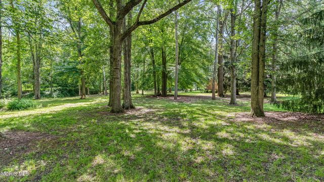 5786 Township Road 243, Findlay, OH 45840