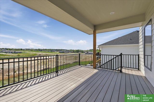 11043 S 220th Street, Gretna, NE 68028
