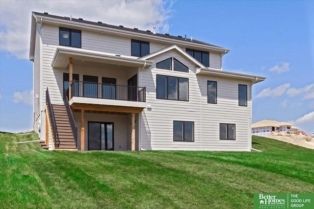 11043 S 220th Street, Gretna, NE 68028