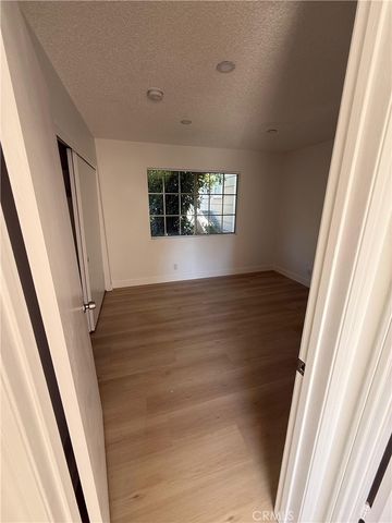 15004 Nordhoff 203, North Hills, CA 91343