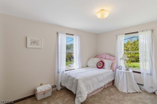400 Lake Shore Dr, West Milford Twp., NJ 07421