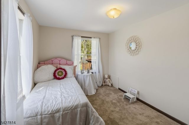 400 Lake Shore Dr, West Milford Twp., NJ 07421