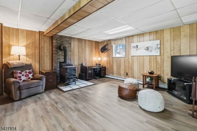 400 Lake Shore Dr, West Milford Twp., NJ 07421