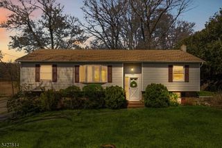 400 Lake Shore Dr, West Milford Twp., NJ 07421