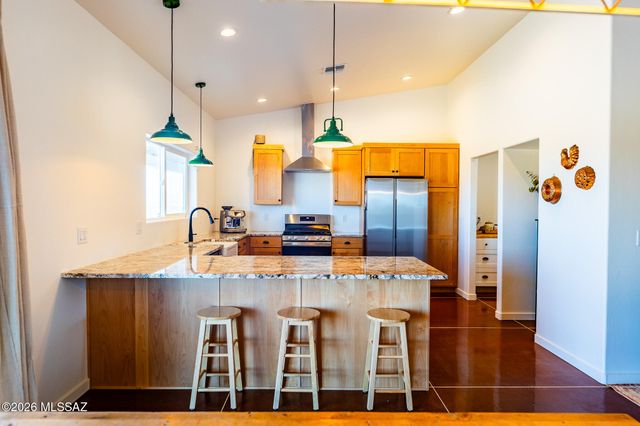 1214 S Emu Avenue, Benson, AZ 85602