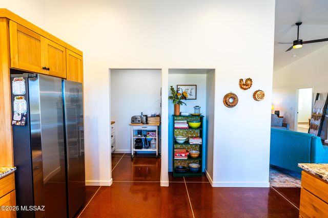 1214 S Emu Avenue, Benson, AZ 85602