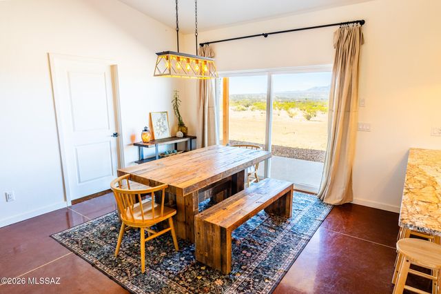 1214 S Emu Avenue, Benson, AZ 85602