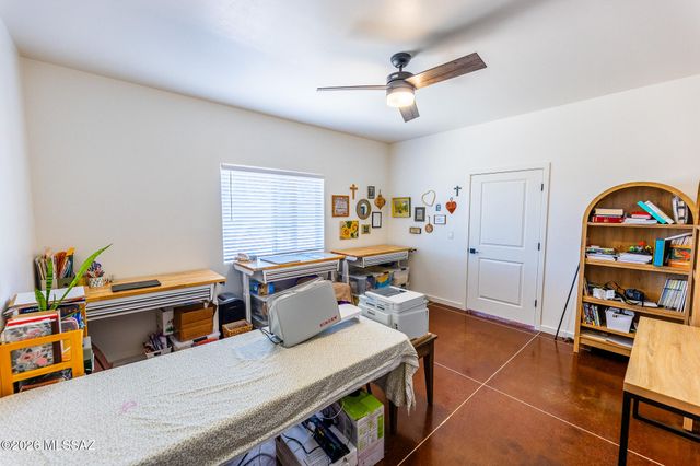 1214 S Emu Avenue, Benson, AZ 85602