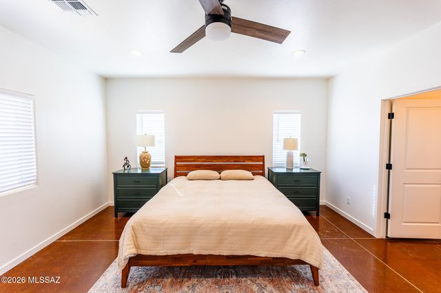1214 S Emu Avenue, Benson, AZ 85602