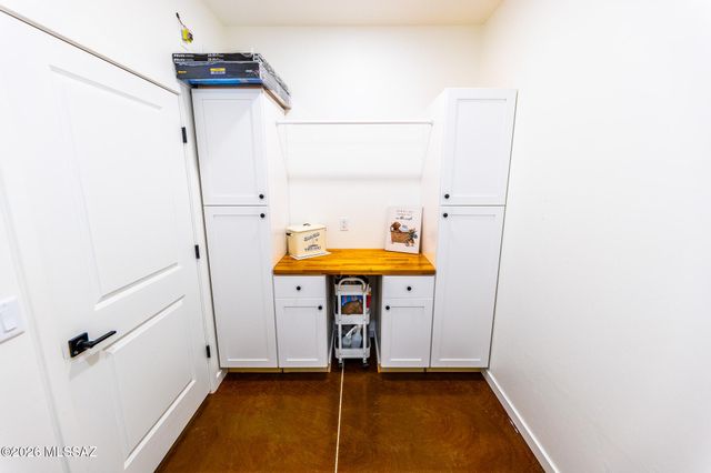 1214 S Emu Avenue, Benson, AZ 85602