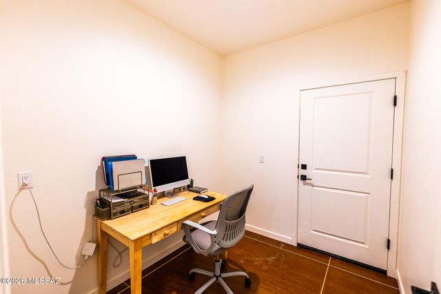 1214 S Emu Avenue, Benson, AZ 85602