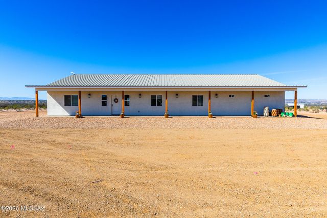 1214 S Emu Avenue, Benson, AZ 85602