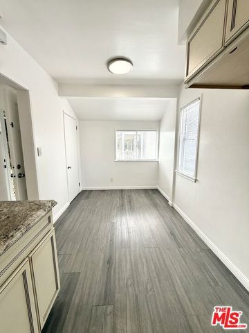 5659 Dairy Avenue, Long Beach, CA 90805