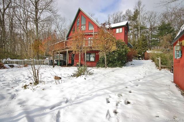 415 N Shore Drive, Wurtsboro, NY 12790