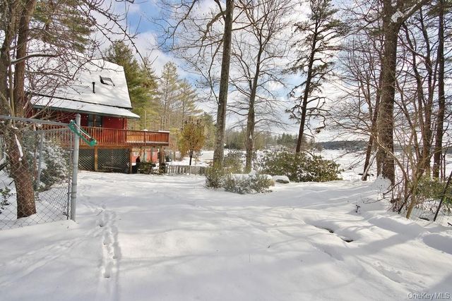 415 N Shore Drive, Wurtsboro, NY 12790