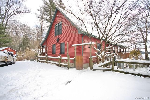 415 N Shore Drive, Wurtsboro, NY 12790