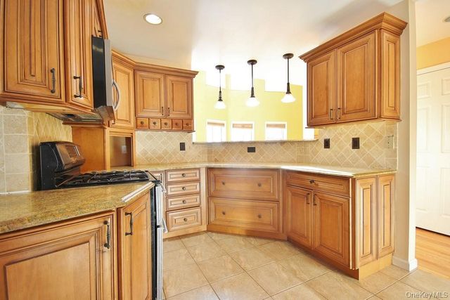 415 N Shore Drive, Wurtsboro, NY 12790