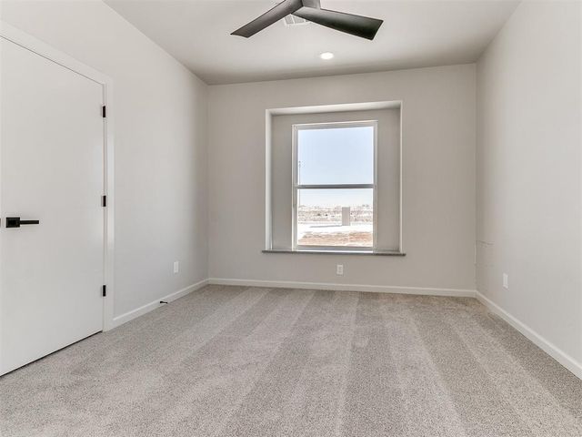25198 Scarlett Street, Cashion, OK 73016