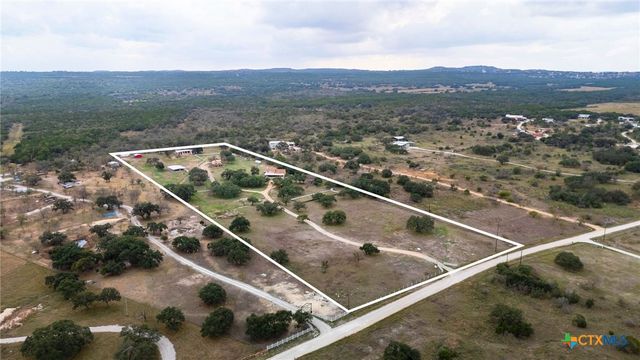 601 Deerpath Way, Spicewood, TX 78669