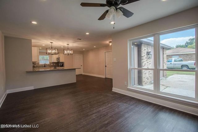 3508 Nunnally Street, Gulfport, MS 39501