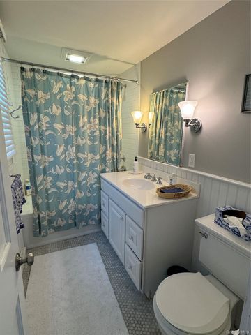 1429 Peconic Bay Boulevard, Jamesport, NY 11947
