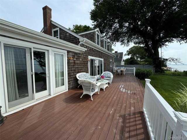 1429 Peconic Bay Boulevard, Jamesport, NY 11947