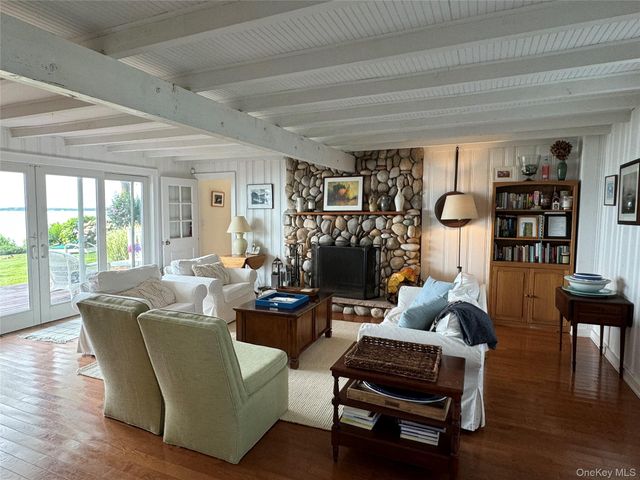 1429 Peconic Bay Boulevard, Jamesport, NY 11947