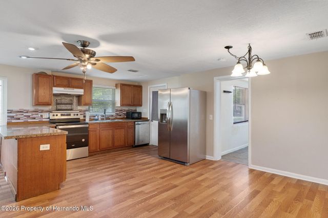 7741 E Spanish Trail, Floral City, FL 34436