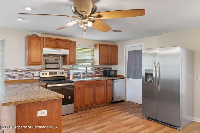 7741 E Spanish Trail, Floral City, FL 34436