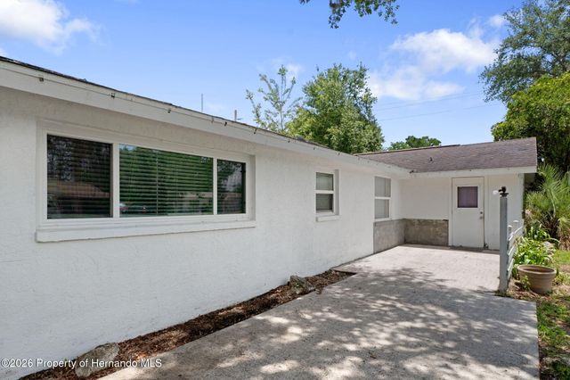 7741 E Spanish Trail, Floral City, FL 34436