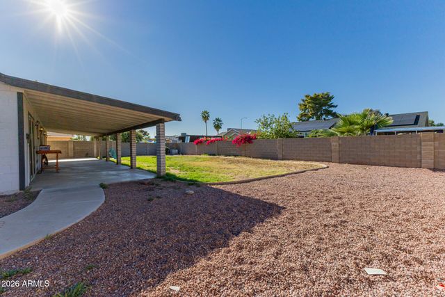 962 E HACKAMORE Street, Mesa, AZ 85203
