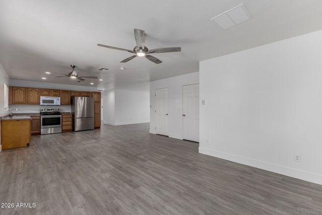 962 E HACKAMORE Street, Mesa, AZ 85203