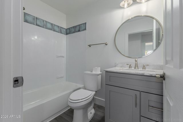 962 E HACKAMORE Street, Mesa, AZ 85203