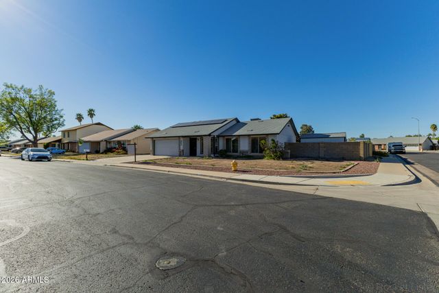 962 E HACKAMORE Street, Mesa, AZ 85203