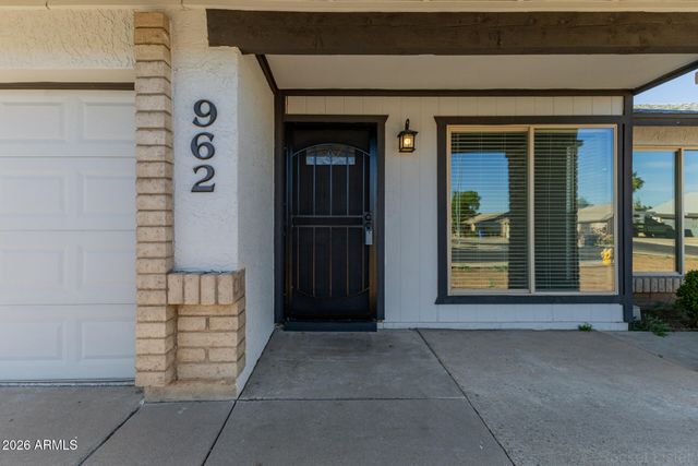 962 E HACKAMORE Street, Mesa, AZ 85203