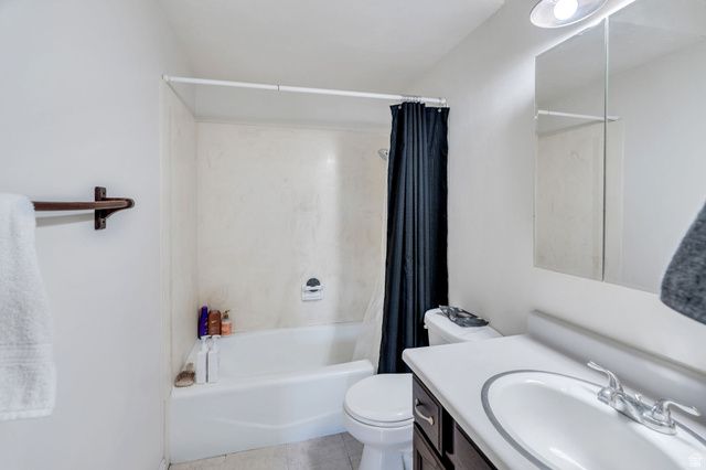 1676 N HICKORY LN, Provo, UT 84604