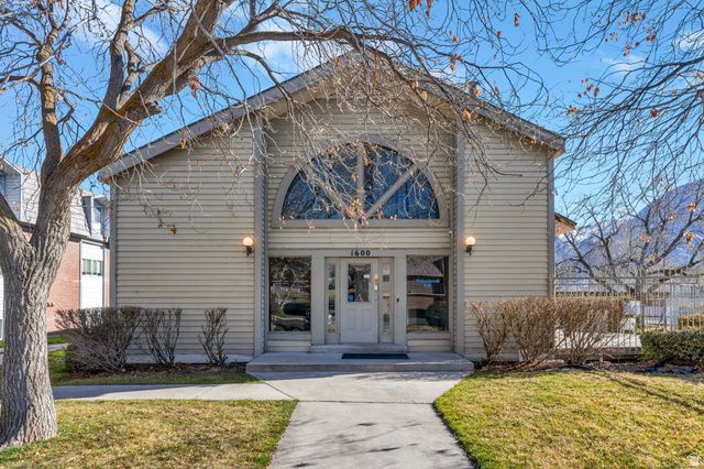 1676 N HICKORY LN, Provo, UT 84604
