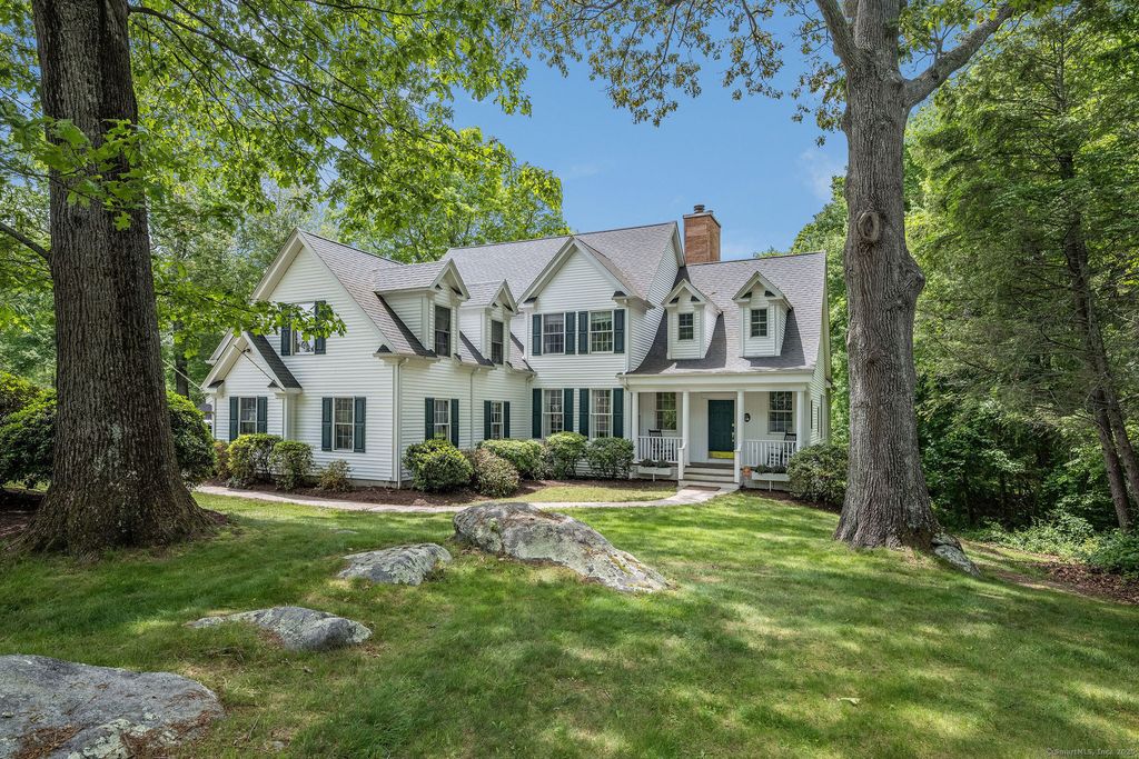 12 Stanton Court, Madison, CT 06443