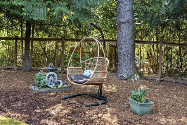 6615 Sierra Court SE, Lacey, WA 98503