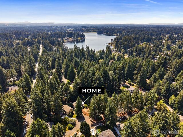 6615 Sierra Court SE, Lacey, WA 98503